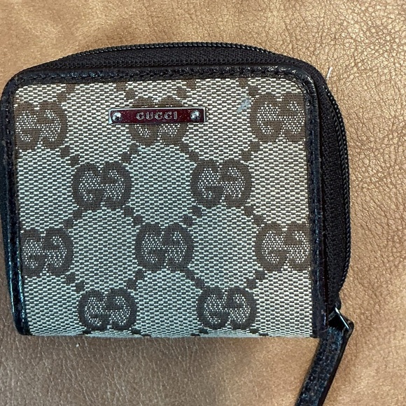 Authentic Gucci Wallet Brown
🚨 FINAL PRICE NO OFFER ACCEPT - Picture 10 of 11